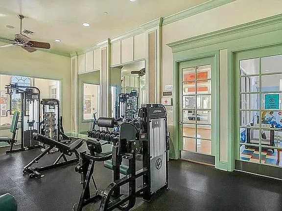 122 NW Swann Mill Cir — Photo 31