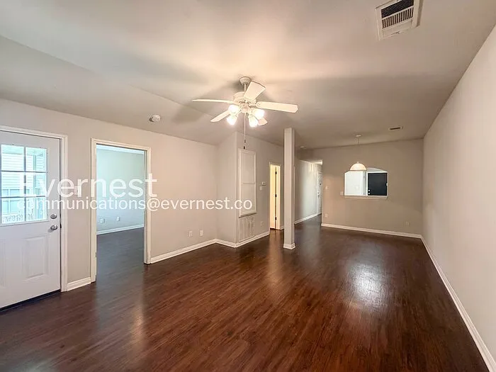 1011 Iola Dr — Photo 14