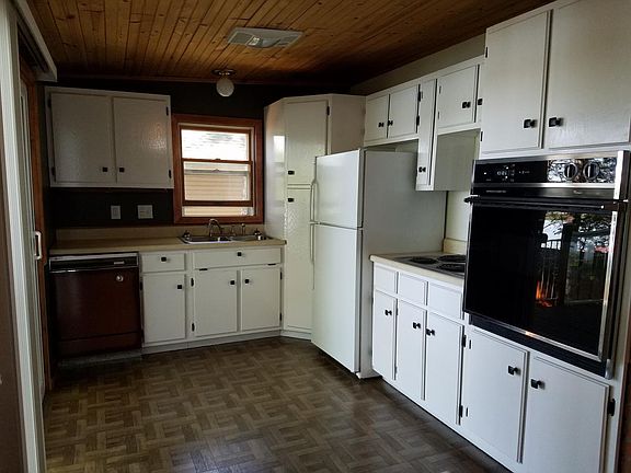 Newly Updated Kitchen