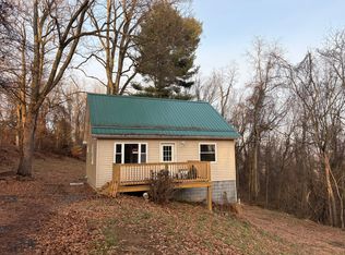 1213 Rabbit Hill Rd, Wellsburg, WV 26070