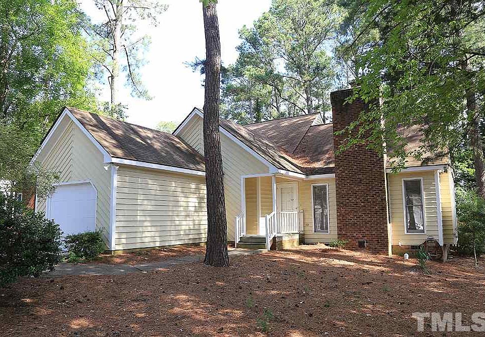 1st image of 2308 Tamarack Ct