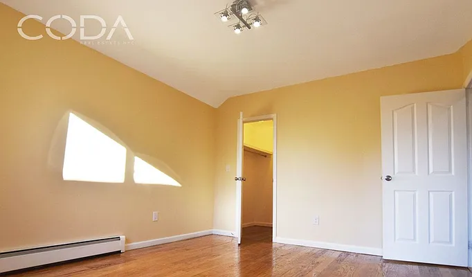 Rented by Coda Real Estate NYC | media 9