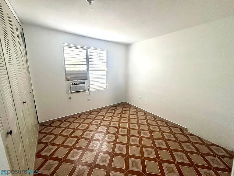 1 Guayabo — Photo 8
