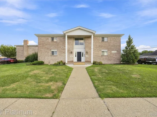 21542 Saint Gertrude St #6, Saint Clair Shores, MI 48081