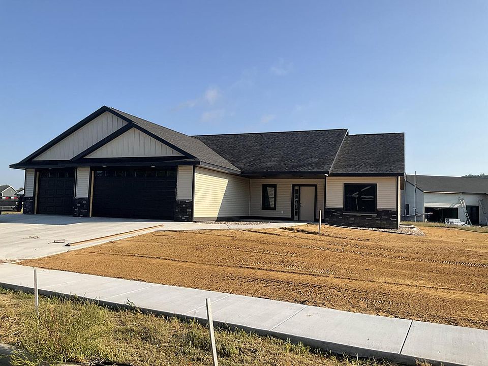 1st image of 1309 Academy DRIVE