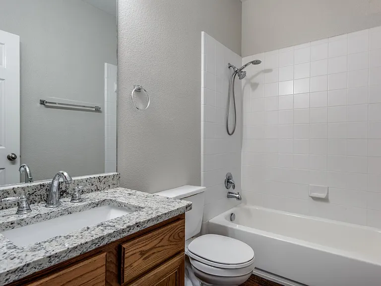 8726 Redwood Bnd — Photo 11