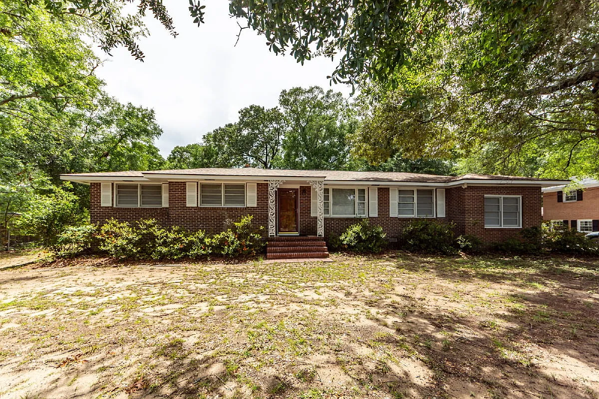 453 Wade Hampton Drive — Photo 1
