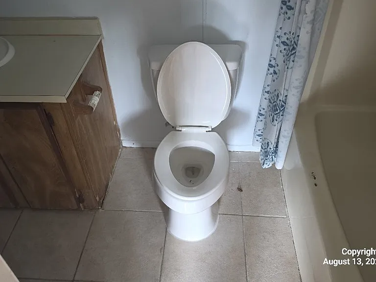 4700 SW 56th Ter — Photo 8