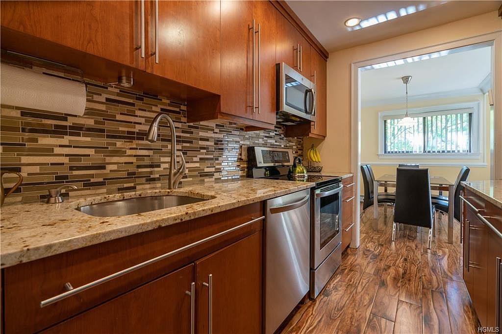 2 Secora Rd APT C6, Monsey, NY 10952 Zillow