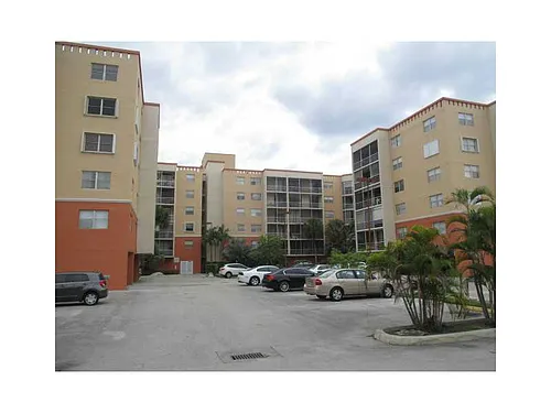 2821 N Miami Beach Blvd Photo 1