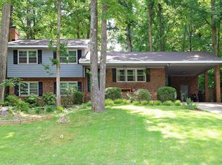 1005 Tanglewood Dr, Cary, NC 27511