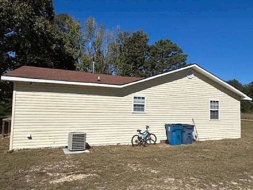 3rd image of 71 Hale Ave