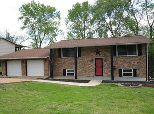 6024 Carol St, House Springs, MO 63051