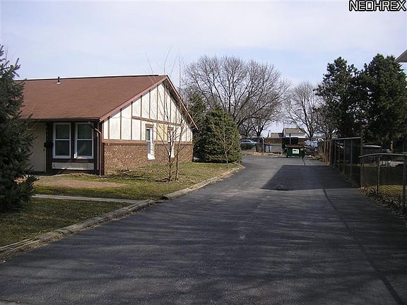 5th image of 931 Silver Meadows Blvd
