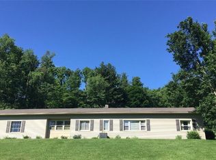 1143 Schneiders Crossing Rd NW, Dover, OH 44622