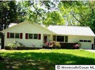 18 Gary Dr, Middletown, NJ 07748