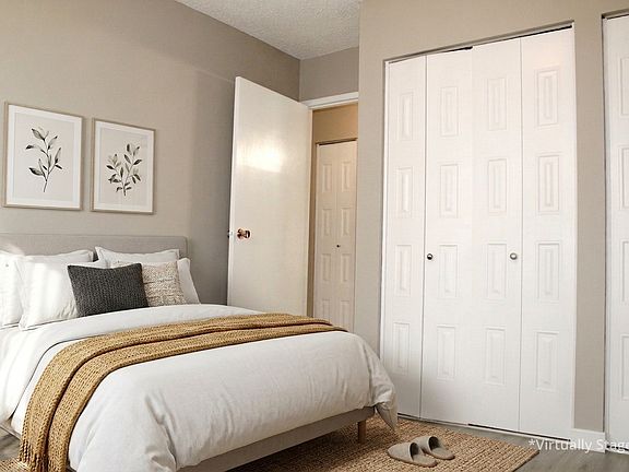 4th image of 419 1st Ave NE #505956