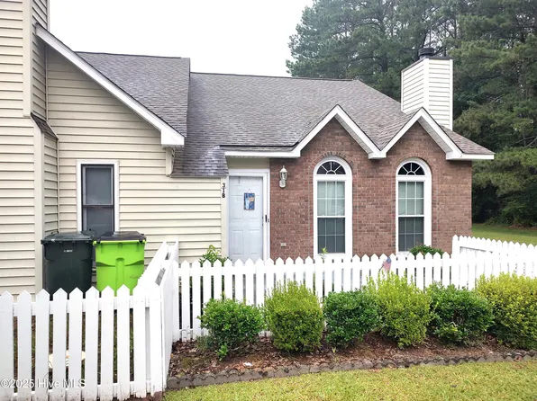31 Mulberry Lane, New Bern, NC 28562