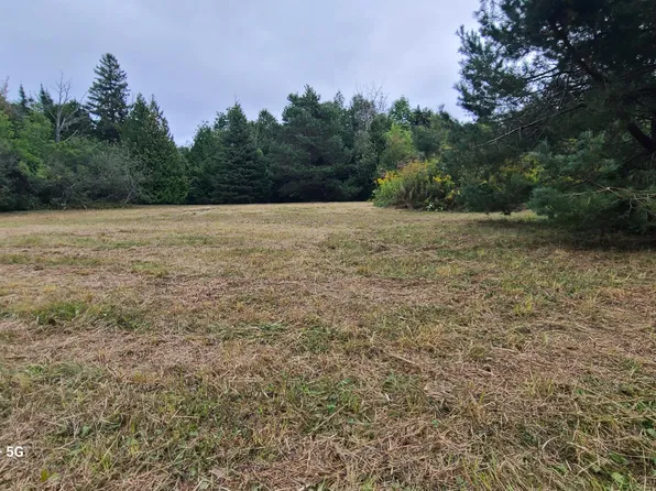W Portage St, Saint Ignace, MI 49781