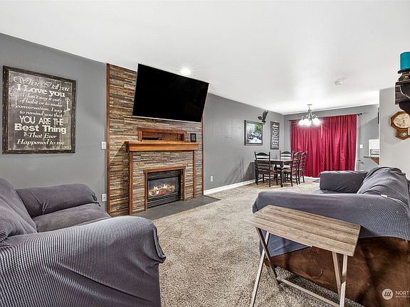 3rd image of 18608 84th Avenue Ct E