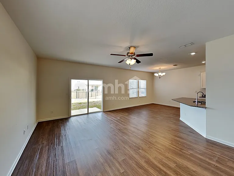 205 W Jayce Way — Photo 6