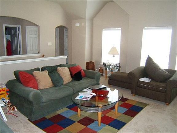 3rd image of 860 Sierra Brook Ln
