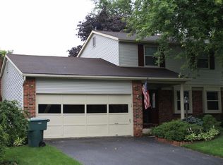 1673 Sandy Side Dr, Columbus, OH 43235