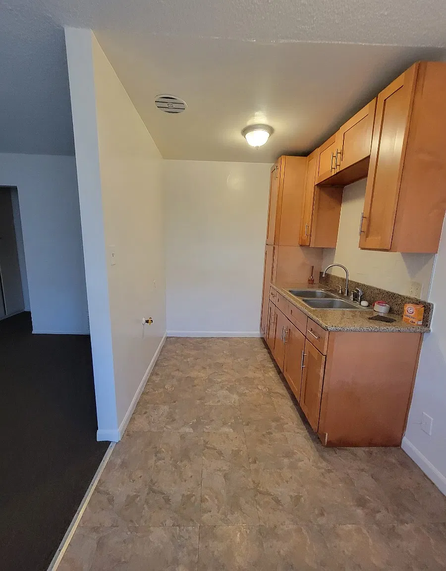 1 bed, 550 sqft, $1,700 — Photo 2