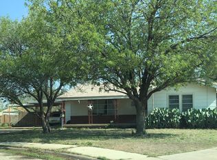 1605 Sycamore St, Big Spring, TX 79720