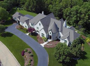 5 Lochinvar Dr, Saint Louis, MO