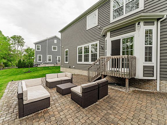 5th image of 1422 Spagnol Ln
