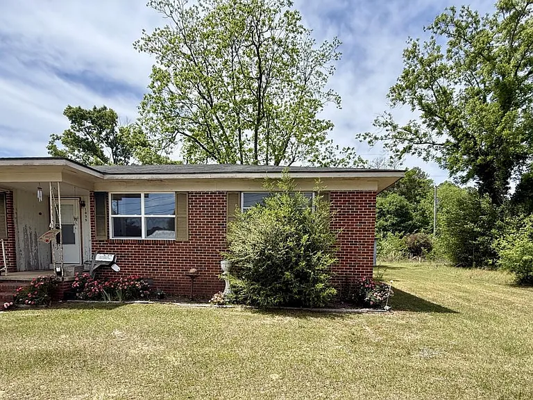 1033 Morrow Ave — Photo 2