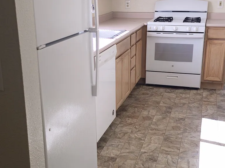 726 S Skyline Way #B — Photo 5