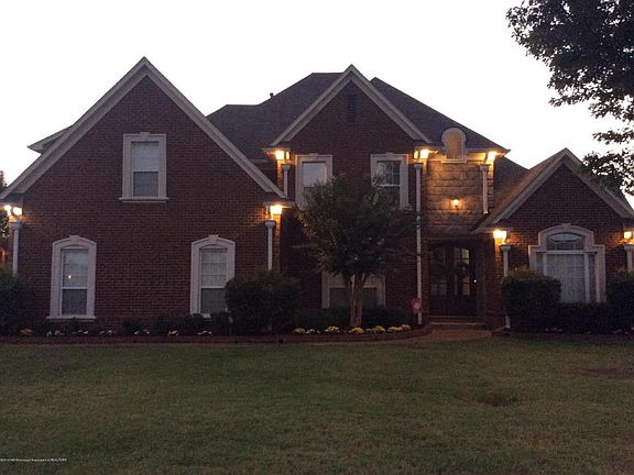 2nd image of 4832 Wedgewood Dr