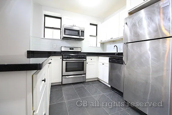 Rented by null | media 4