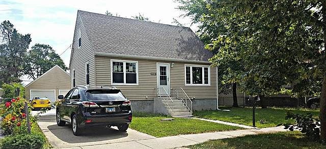 1st image of 1615 N 33rd Ave