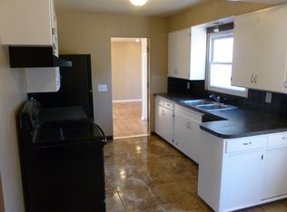 3715 Cambridge St, Midland, MI 48642