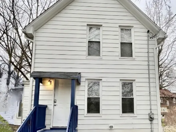 484 Spicer St, Akron, OH 44311