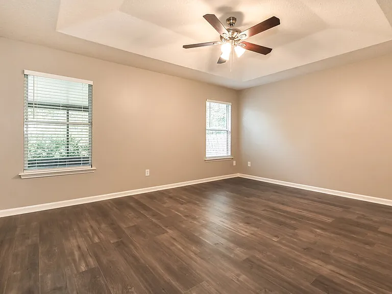1572 Timber Trace Dr — Photo 10