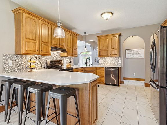 5th image of 106 Lofgren Dr