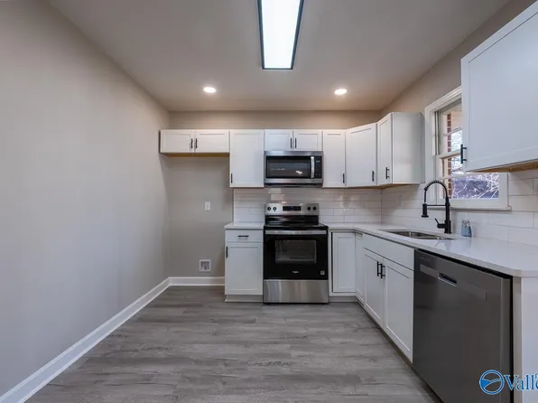 2603 Andrew Jackson Way NE, Huntsville, AL 35811