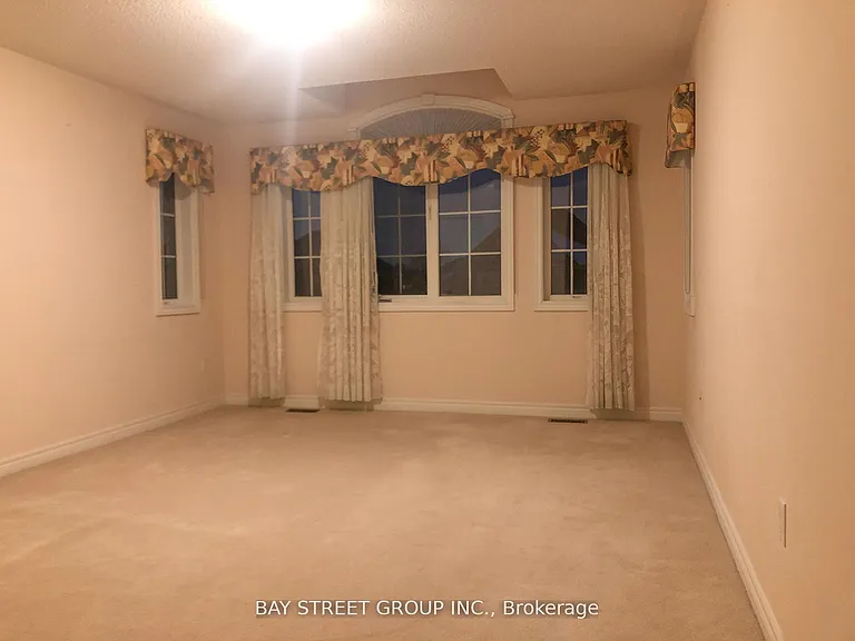 13 Pembrooke Rd — Photo 23
