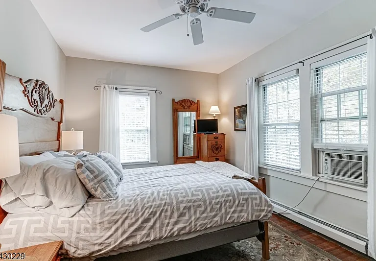 34 Fairview Ave #2 — Photo 11