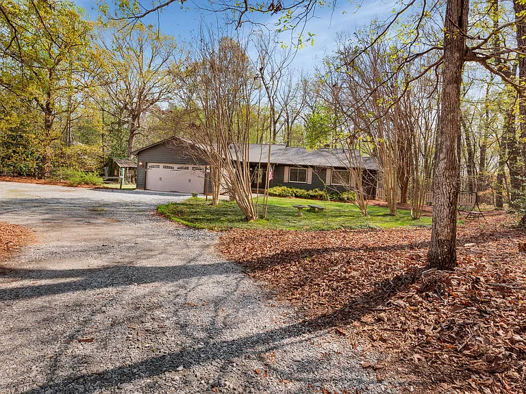 4841 Jordan Rd — Photo 8