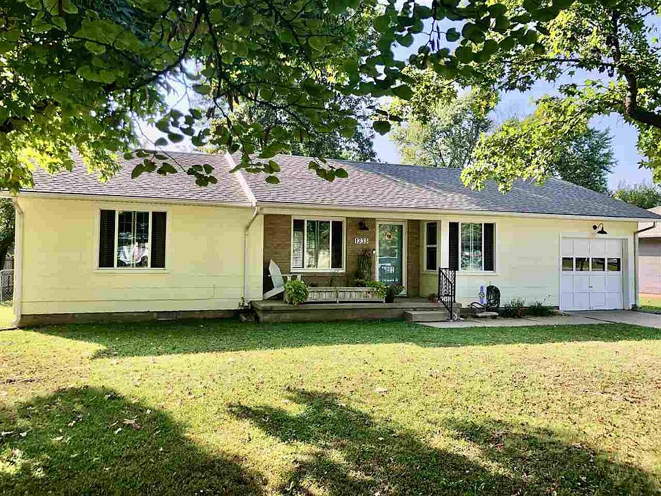 1st image of 1335 Terrace Dr