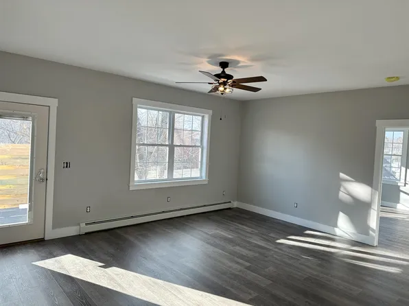 3 Court St, Randolph, ME 04346