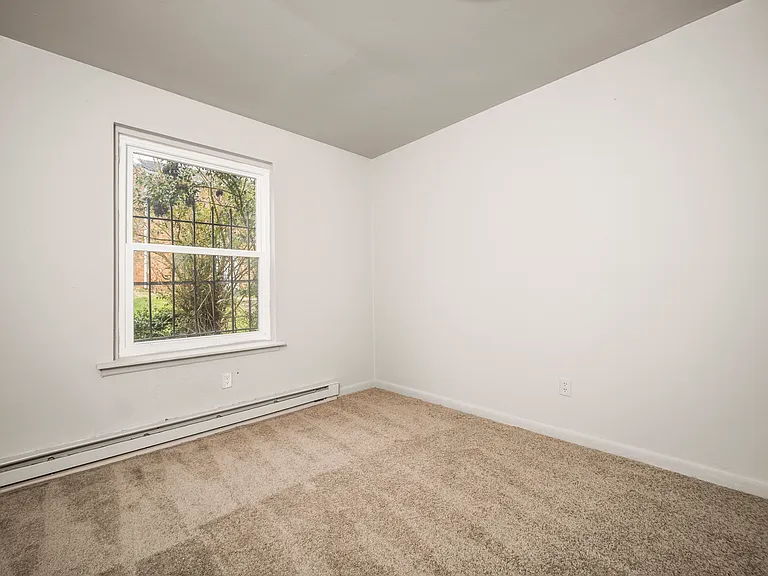 1331 Minefee St — Photo 20