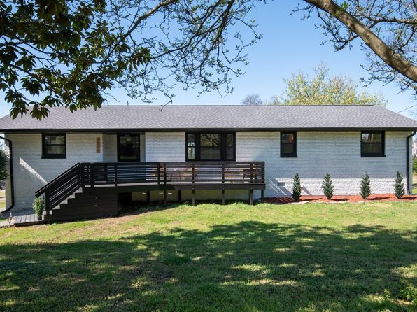 3257 Knobview Dr, Nashville, TN 37214