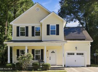 304 Raintree Circle, Jacksonville, NC 28540