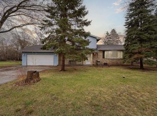 2777 S Voyage Dr, Beloit, WI 53511